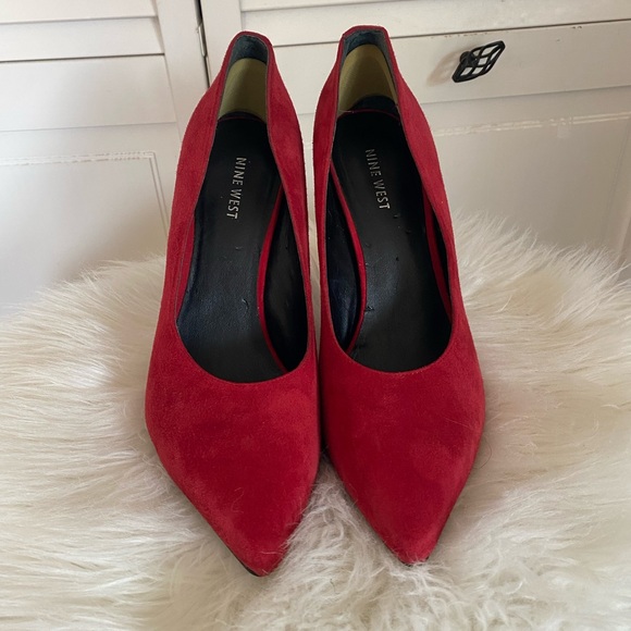 Nine West Red Suede Leather Pump - Picture 2 of 9